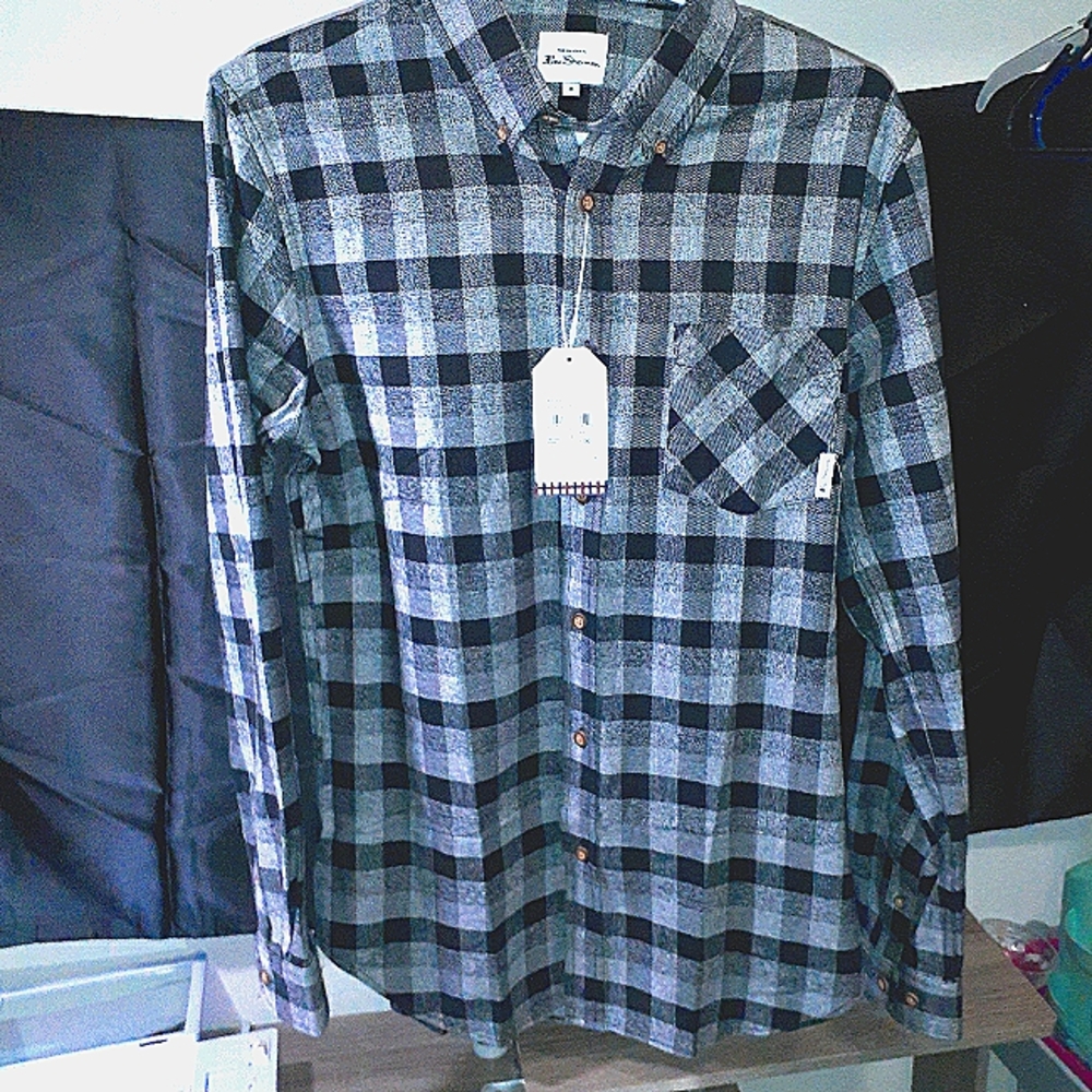 "Ben Sherman THE ORIGINAL" Button-Up PLAID Shirt